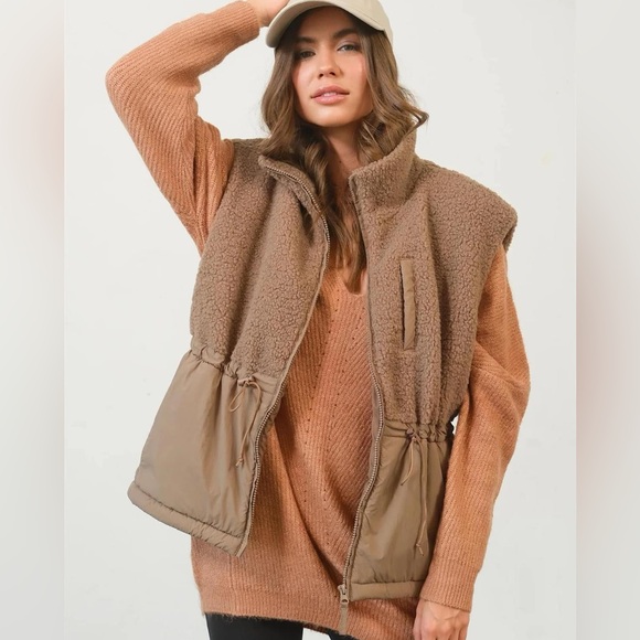 Hyfve Vest - Picture 1 of 2